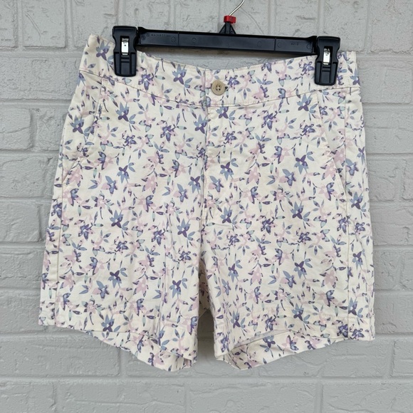 JACHS Girlfriend Pants - Jachs Girlfriend White Floral Shorts